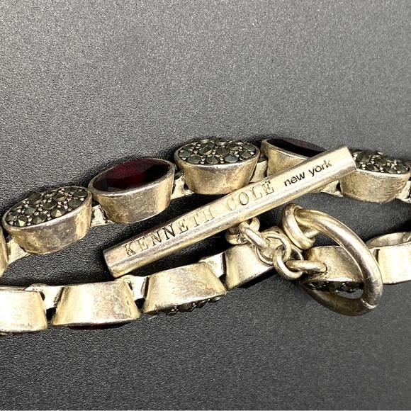 KENNETH COLE New York Toggle Clasp Bracelet - Picture 3 of 5